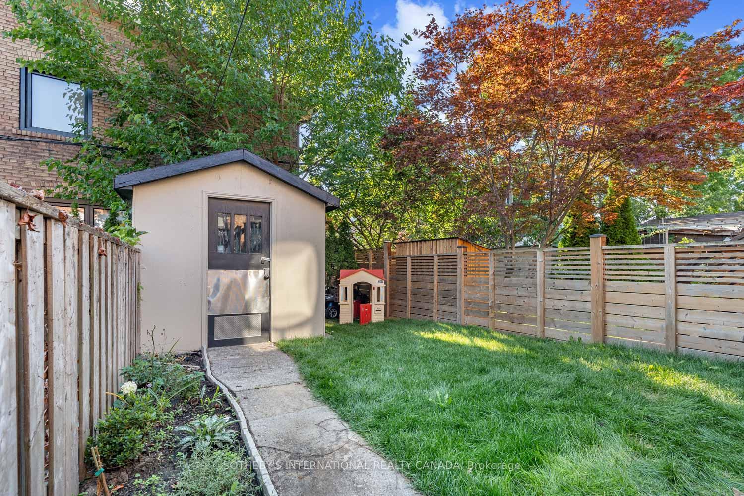 Photo 35 of 202 Arlington Avenue, Toronto, Humewood-Cedarvale — HOMEH