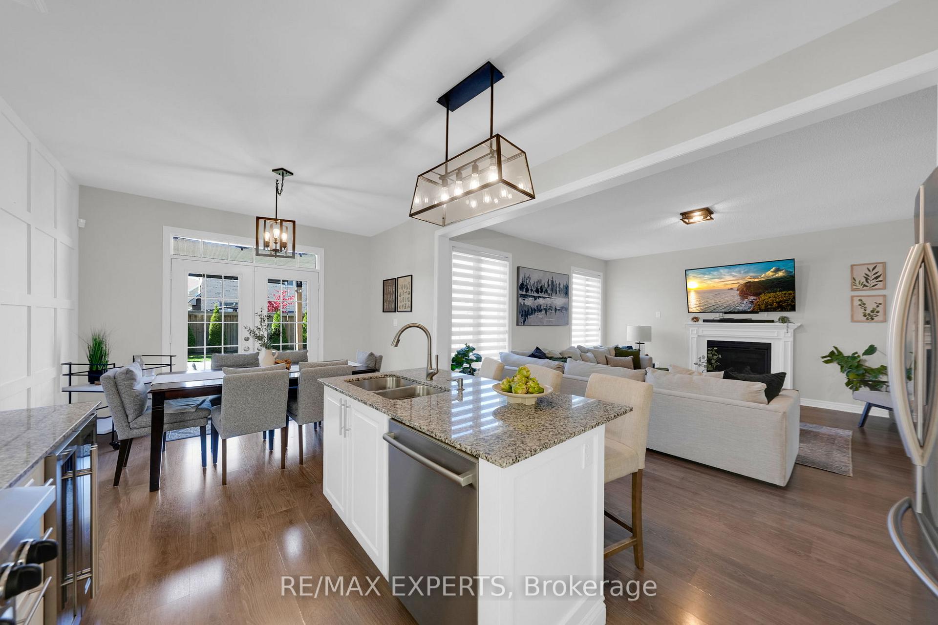 Photo 20 of 108 Turner Drive, New Tecumseth, Tottenham — HOMEH