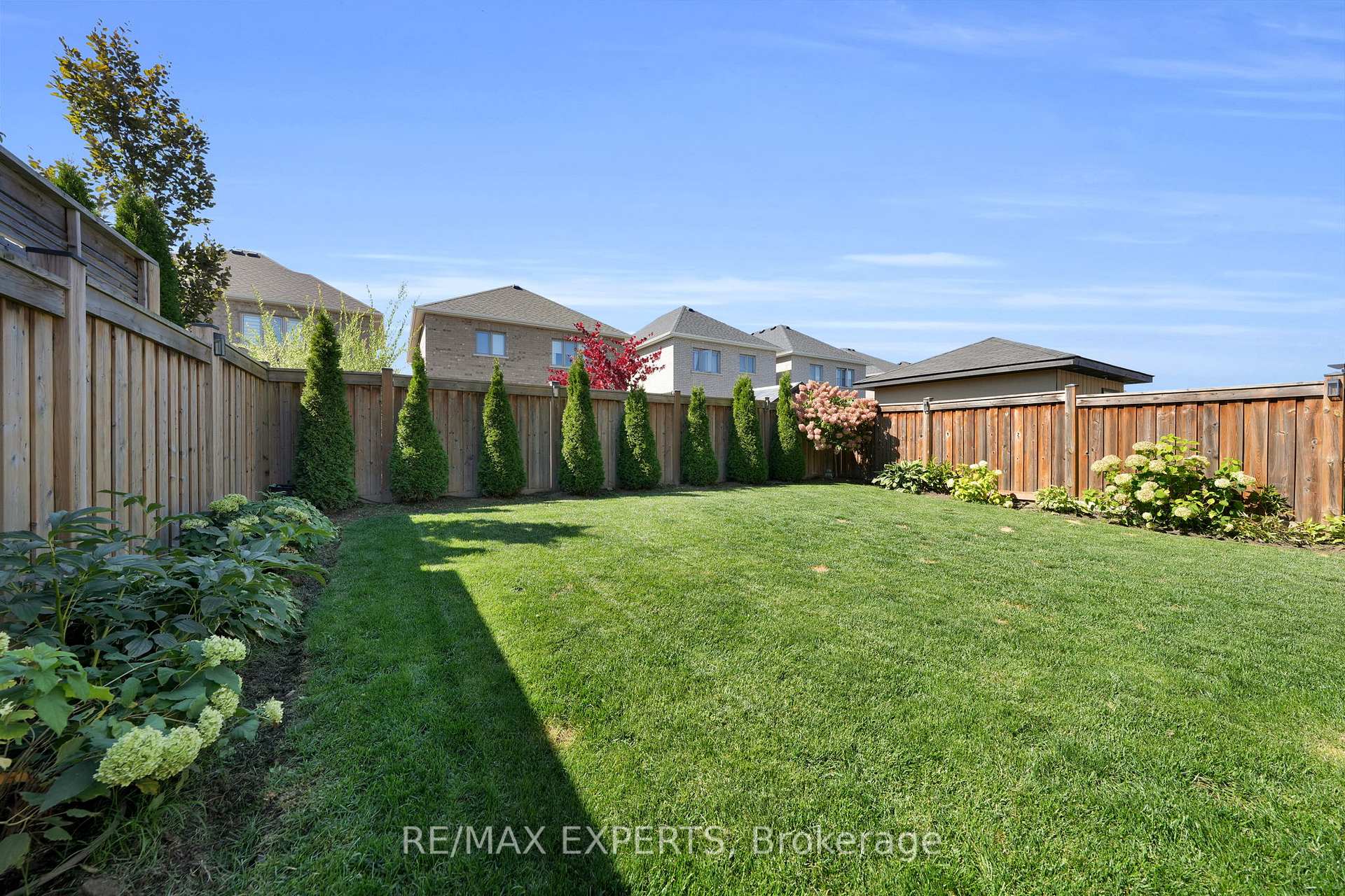 Photo 35 of 108 Turner Drive, New Tecumseth, Tottenham — HOMEH