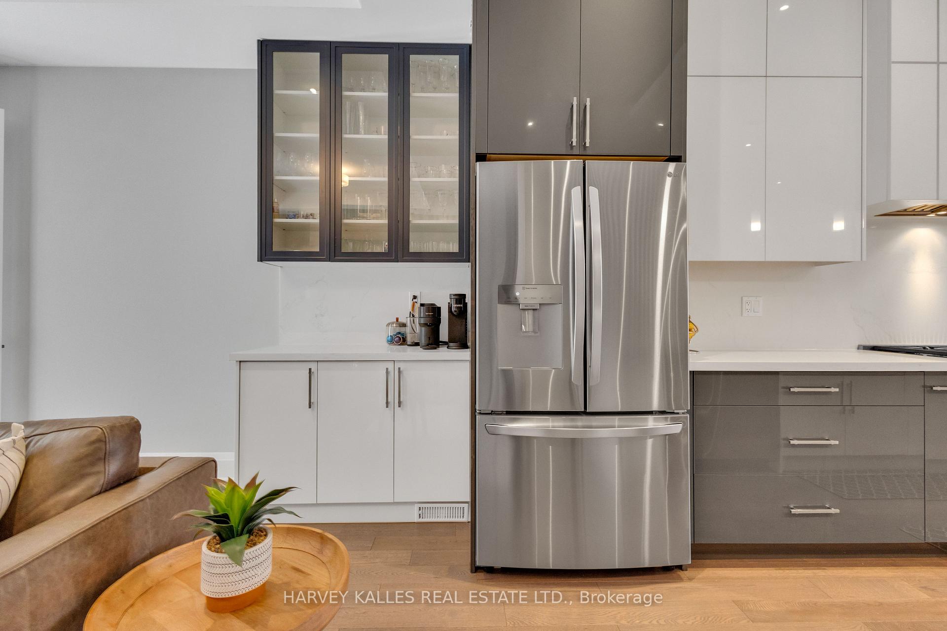 Photo 11 of 1256 Avenue Road, Toronto, Lawrence Park South — HOMEH