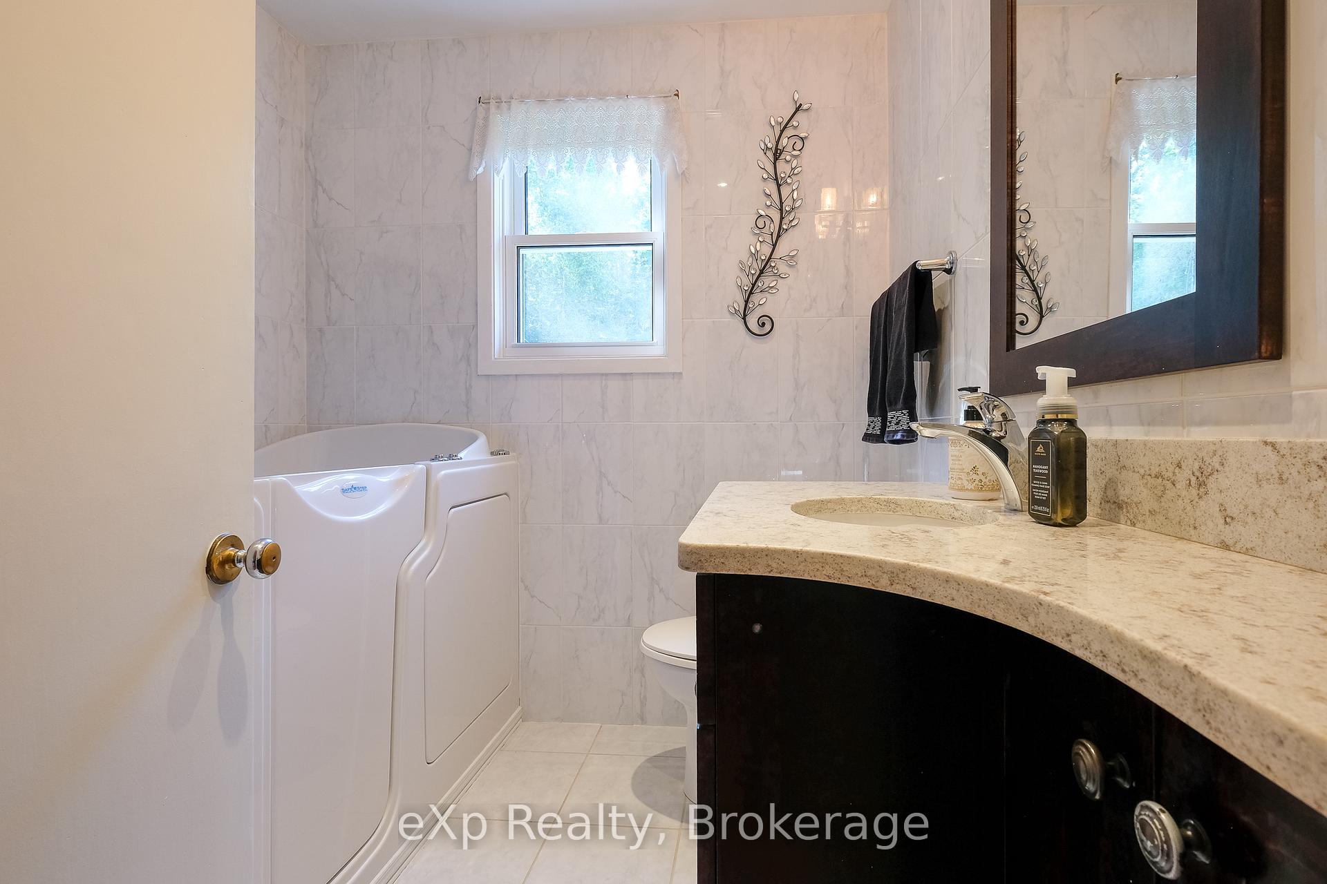 Photo 12 of 359337 Grey Road 15, Meaford — HOMEH