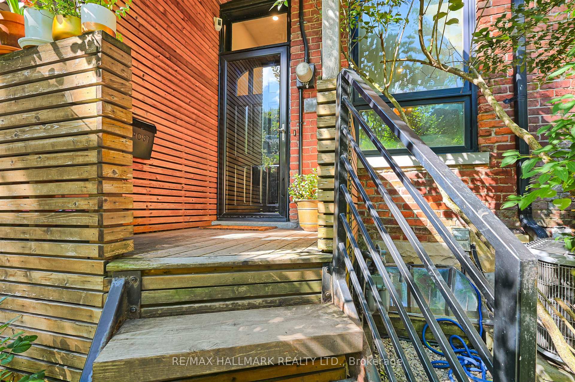 Photo 1 of 88 1/2 Massey Street, Toronto, Niagara — HOMEH