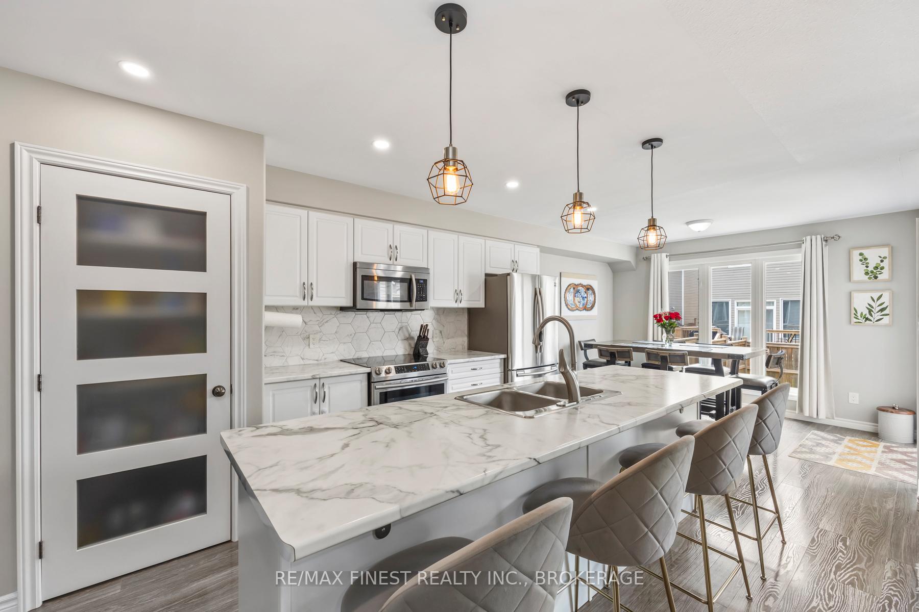 Photo 2 of 1445 Monarch Drive, Kingston, City Northwest — HOMEH