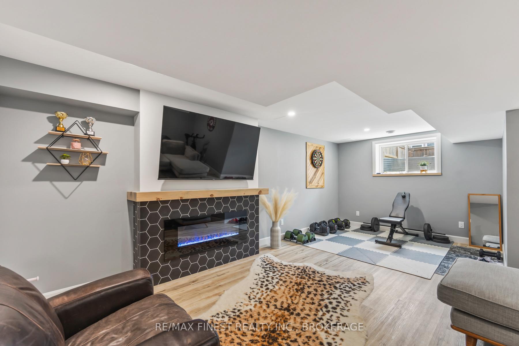 Photo 45 of 1445 Monarch Drive, Kingston, City Northwest — HOMEH