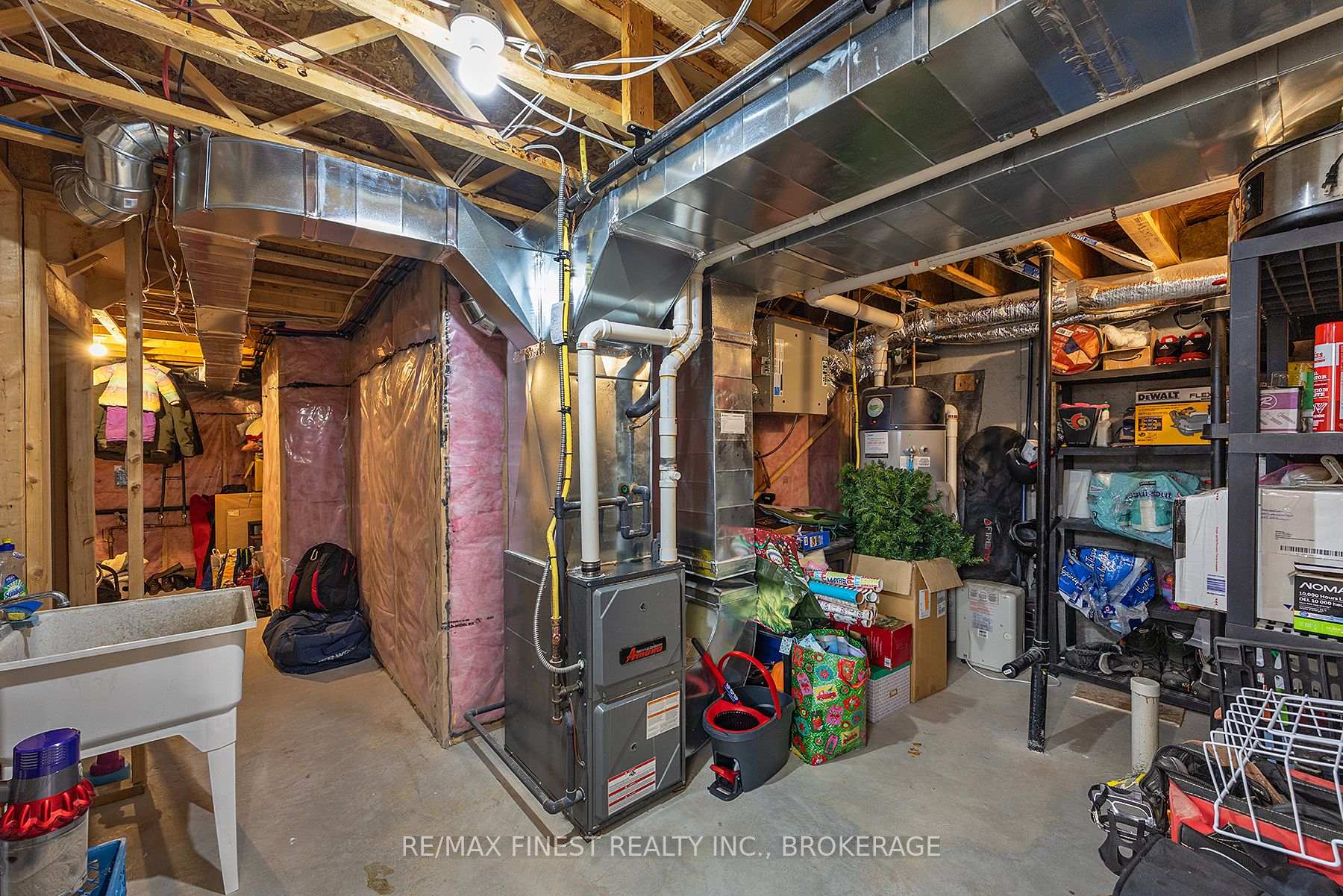 Photo 40 of 1445 Monarch Drive, Kingston, City Northwest — HOMEH