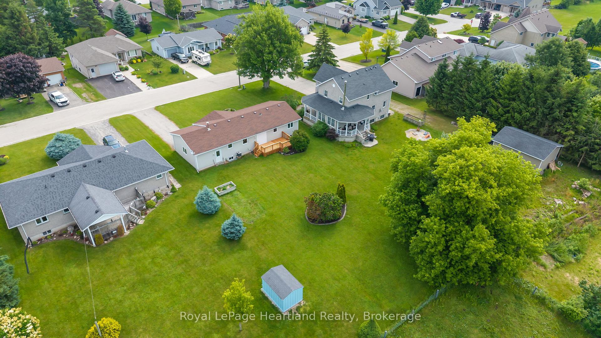 Photo 8 of 214 Margaret Street S, Minto — HOMEH