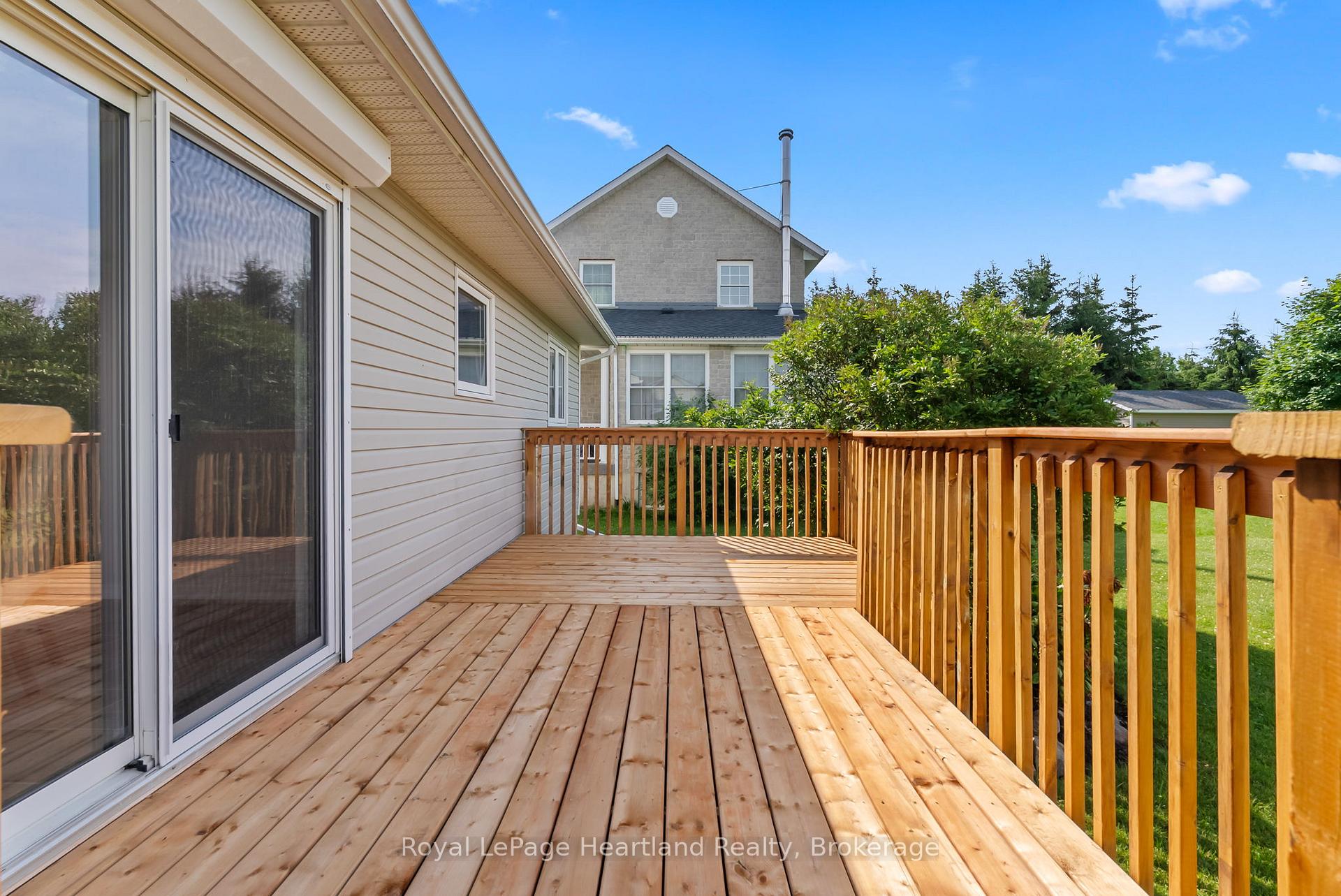 Photo 13 of 214 Margaret Street S, Minto — HOMEH