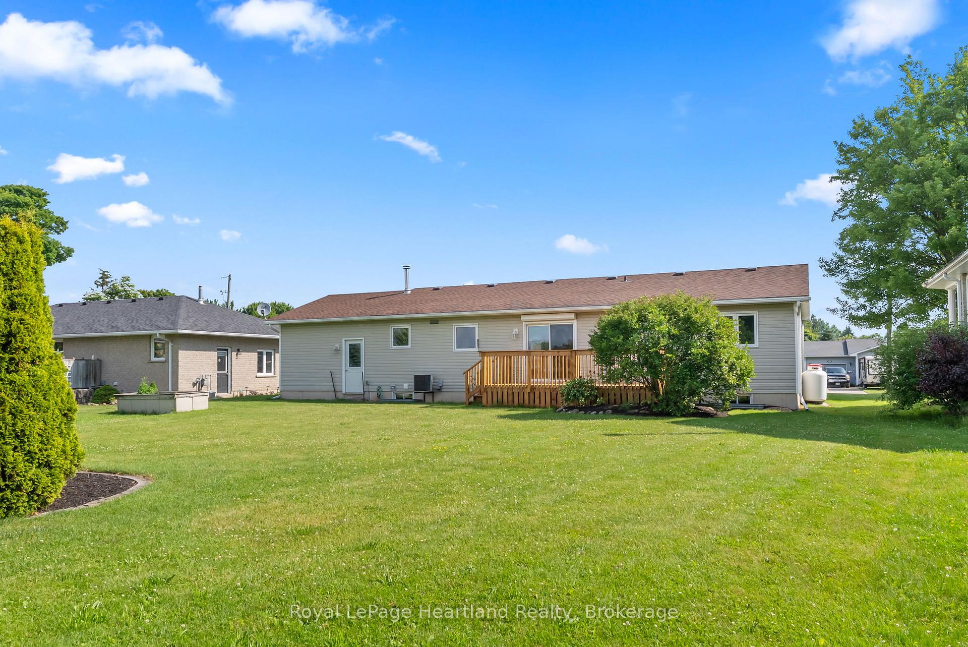 Photo 31 of 214 Margaret Street S, Minto — HOMEH