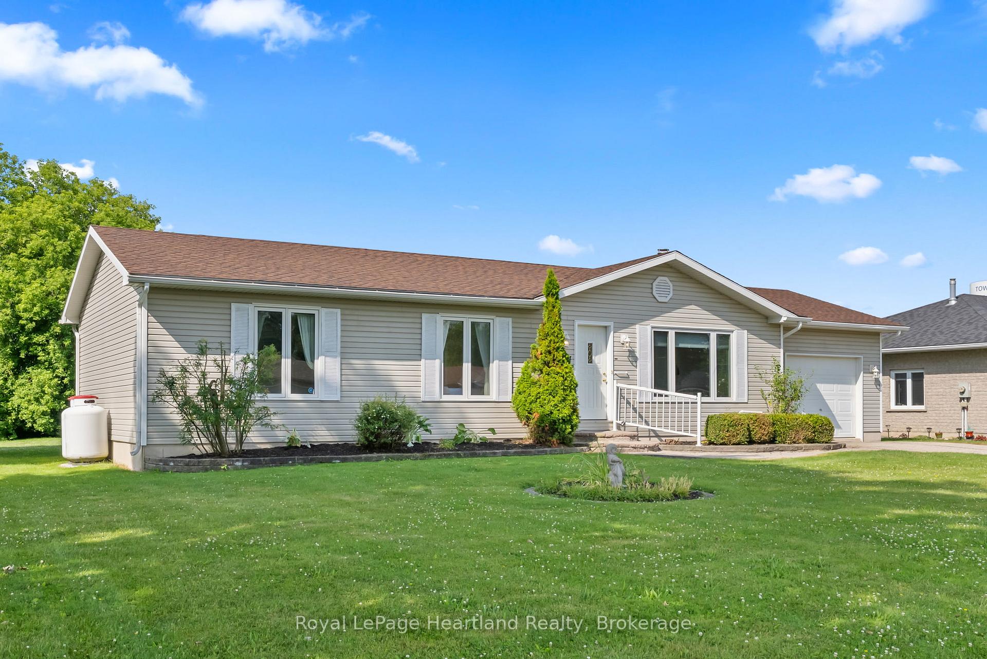 Photo 28 of 214 Margaret Street S, Minto — HOMEH