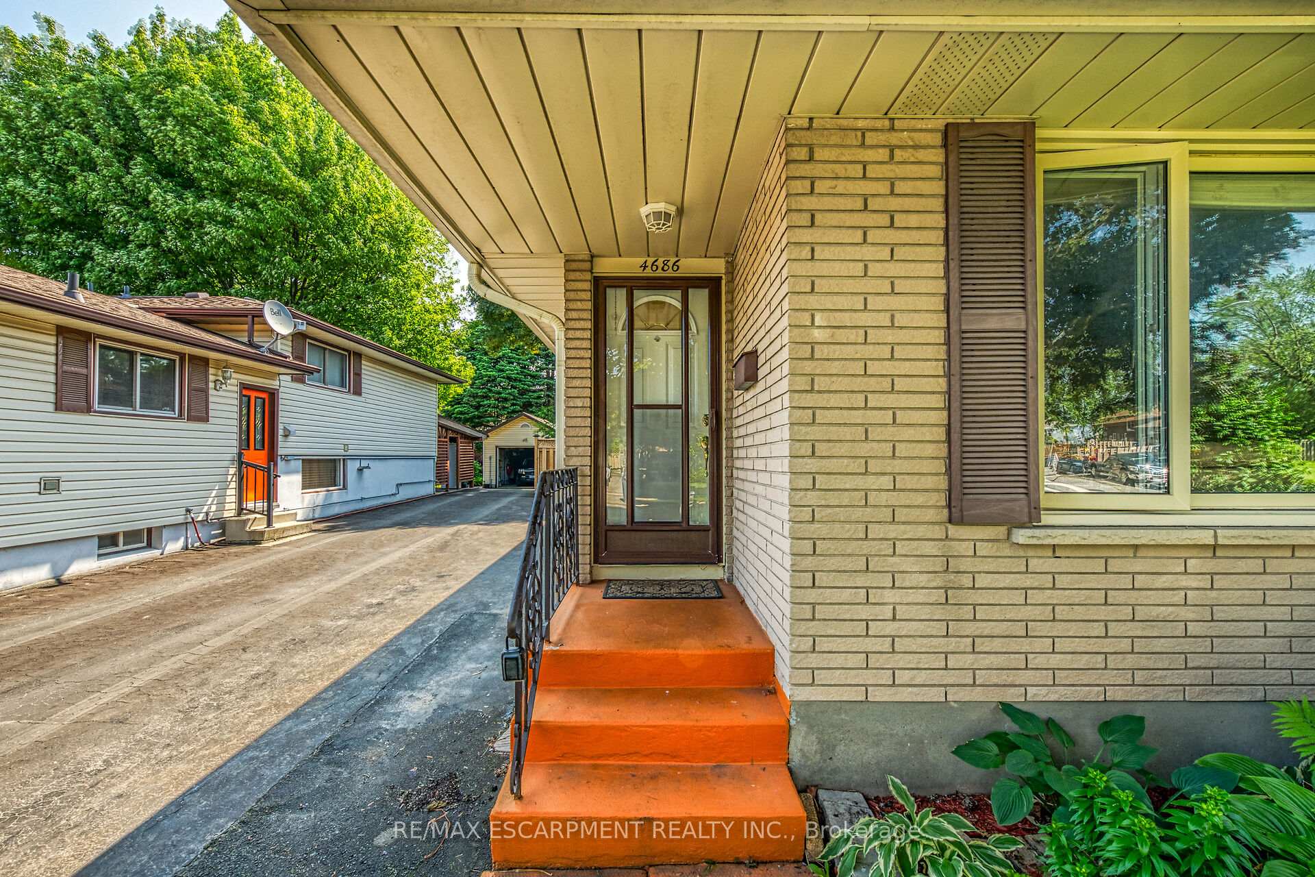Photo 6 of 4686 Pettit Avenue, Niagara Falls, Morrison — HOMEH