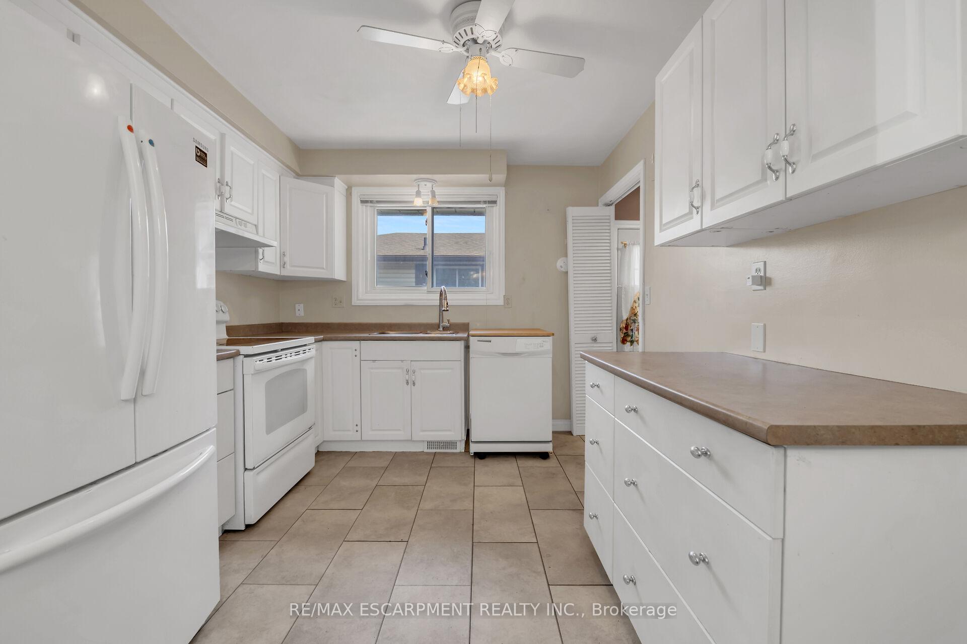Photo 7 of 4686 Pettit Avenue, Niagara Falls, Morrison — HOMEH