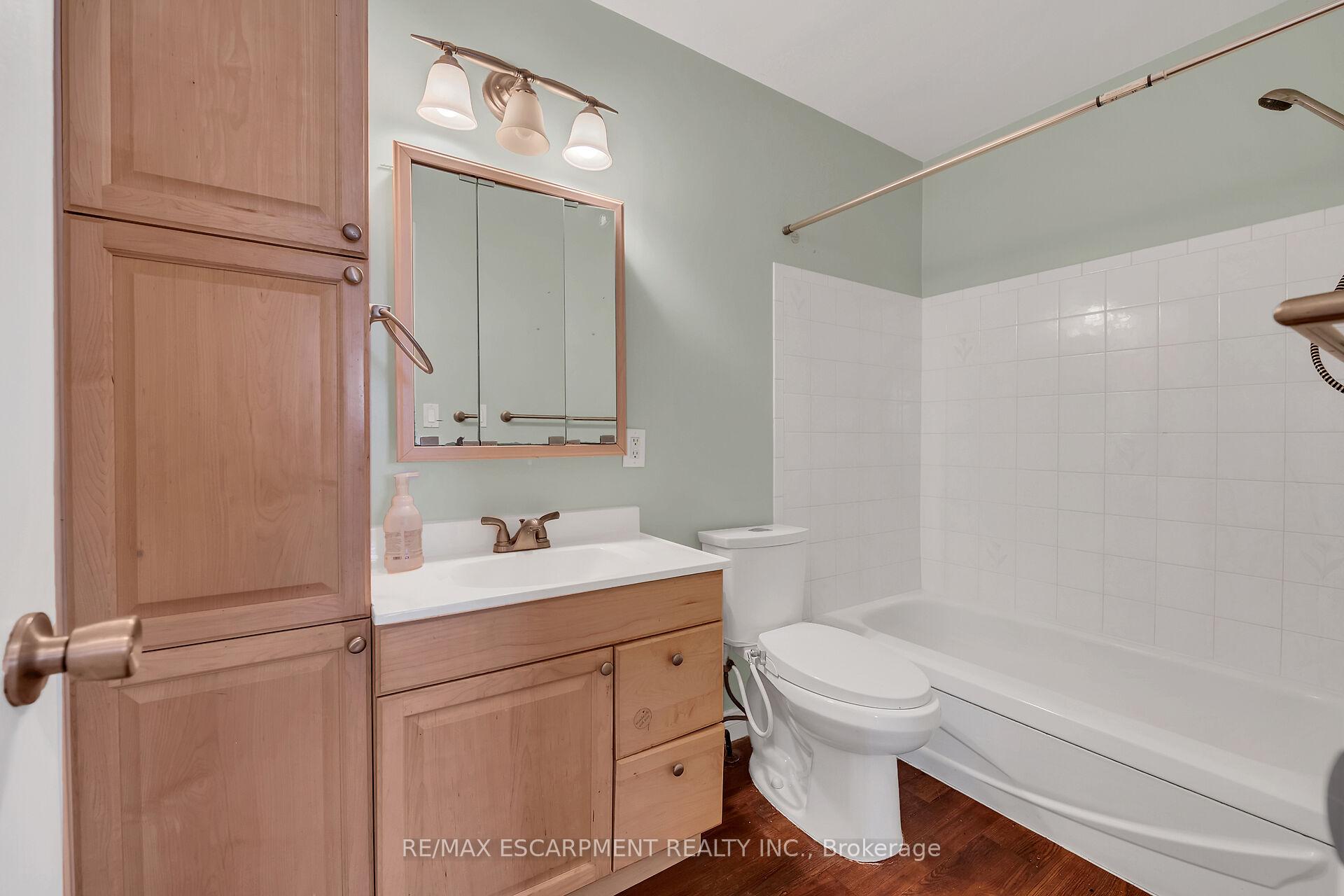 Photo 15 of 4686 Pettit Avenue, Niagara Falls, Morrison — HOMEH