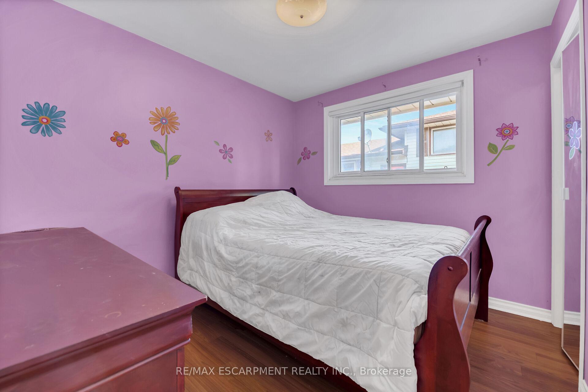Photo 9 of 4686 Pettit Avenue, Niagara Falls, Morrison — HOMEH