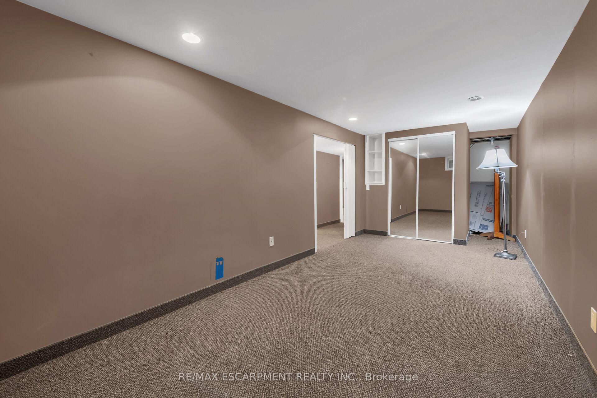 Photo 26 of 4686 Pettit Avenue, Niagara Falls, Morrison — HOMEH