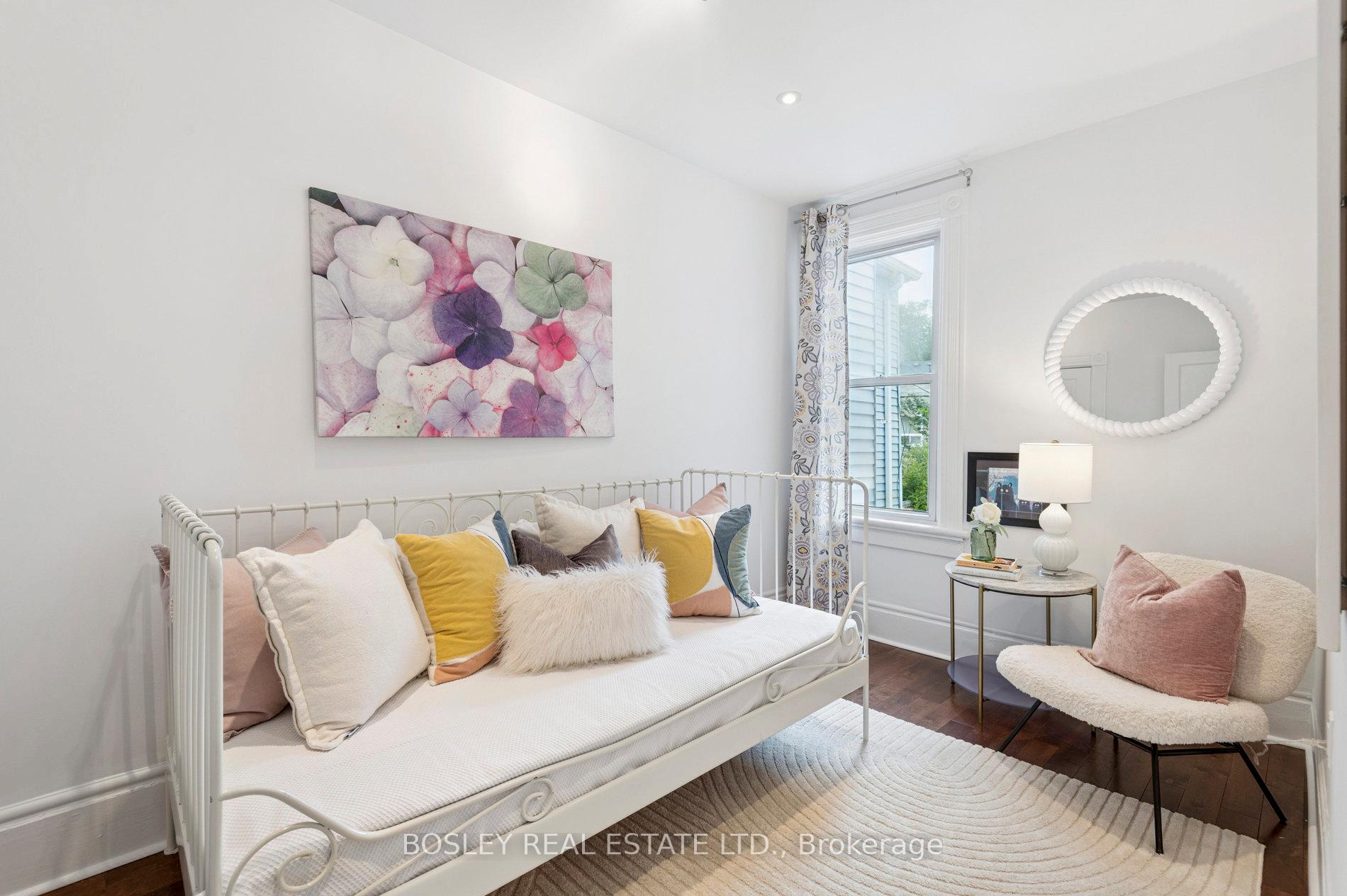 Photo 17 of 101 Major Street, Toronto, University — HOMEH