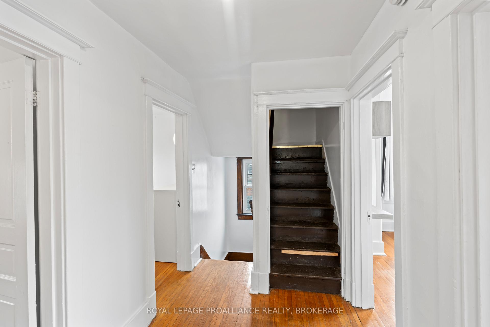 Photo 20 of 8 Aberdeen Street, Kingston, Central City East — HOMEH