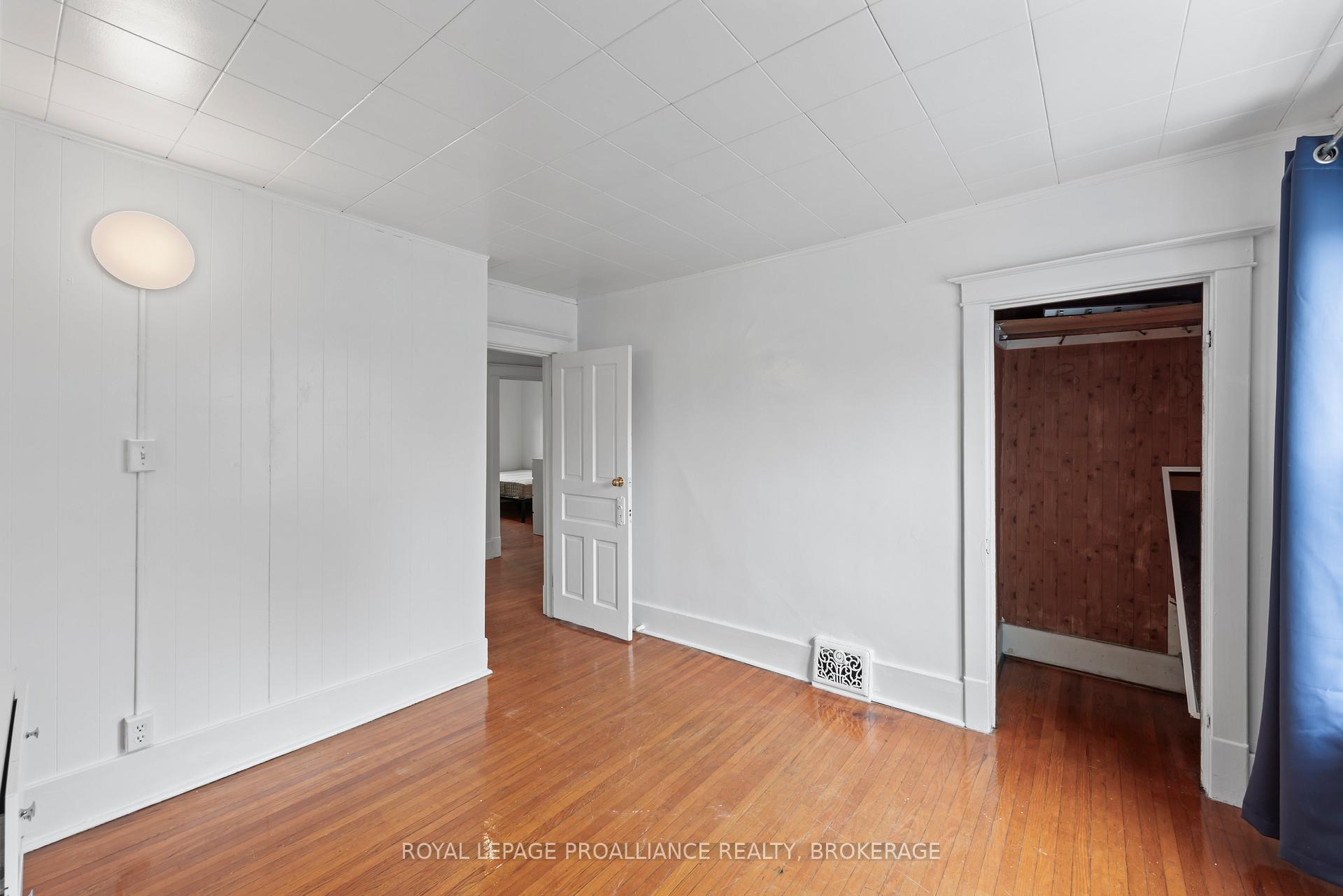 Photo 12 of 8 Aberdeen Street, Kingston, Central City East — HOMEH