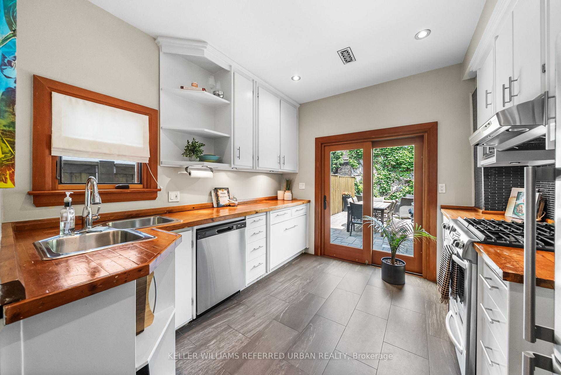 Photo 42 of 167 Strachan Avenue, Toronto, Trinity-Bellwoods — HOMEH