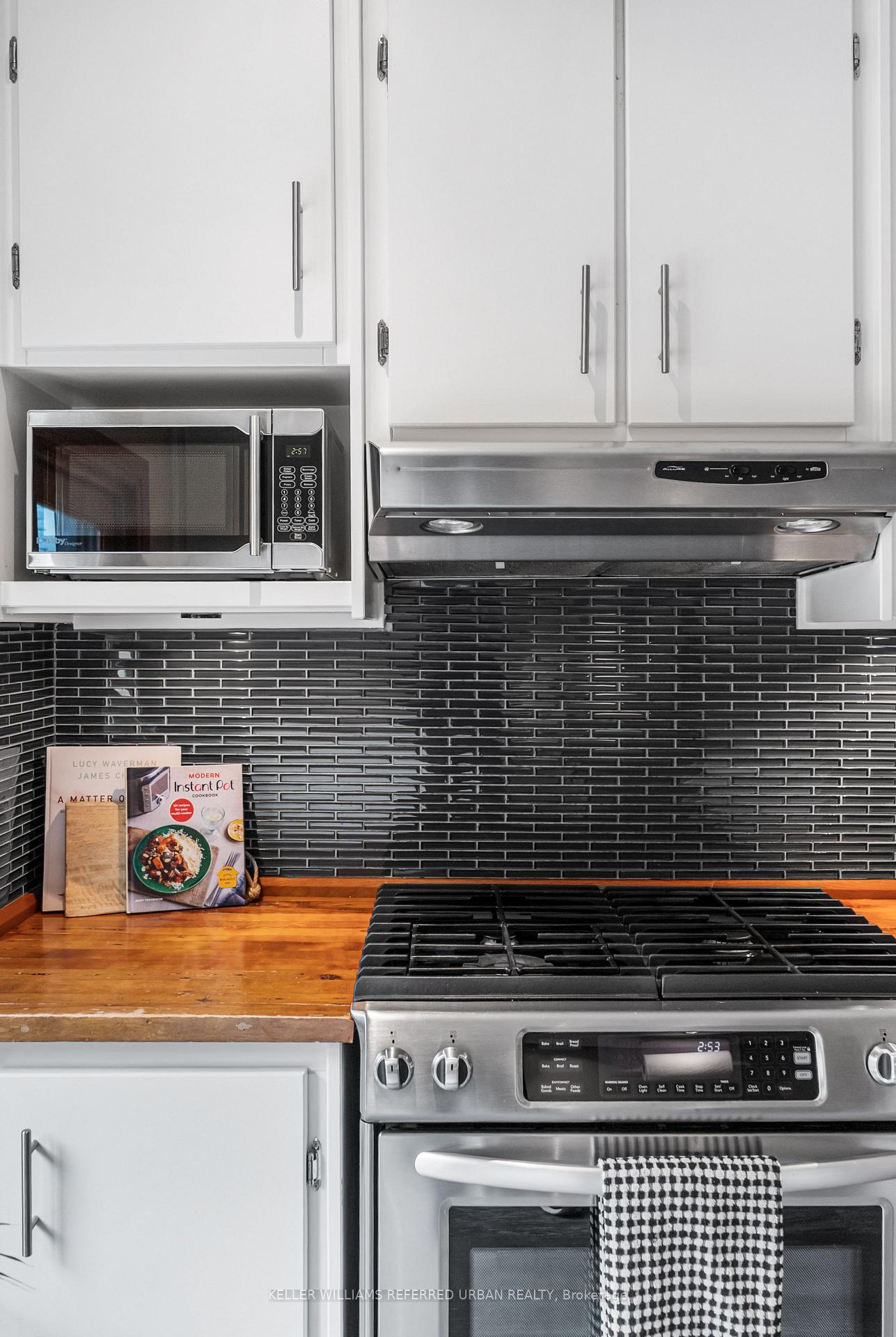 Photo 6 of 167 Strachan Avenue, Toronto, Trinity-Bellwoods — HOMEH