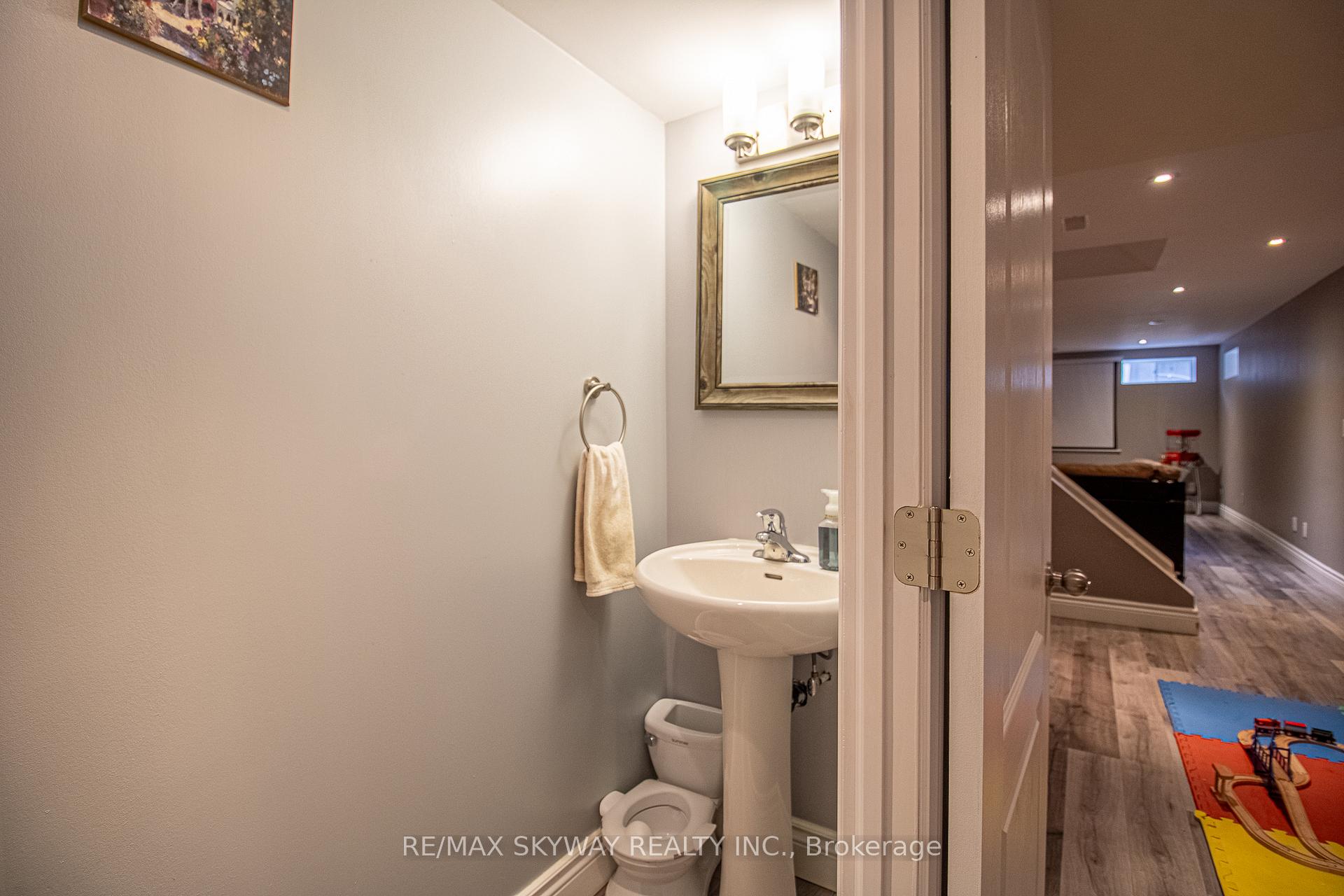 Photo 30 of 15 Tokara Avenue, Caledon, Rural Caledon — HOMEH