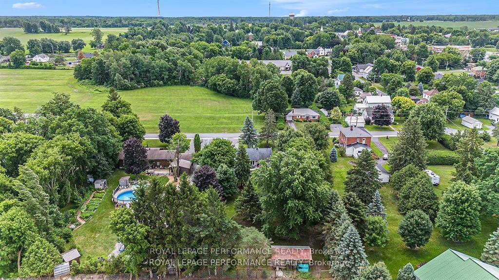 Photo 20 of 15 Fair Street, North Glengarry, Maxville — HOMEH