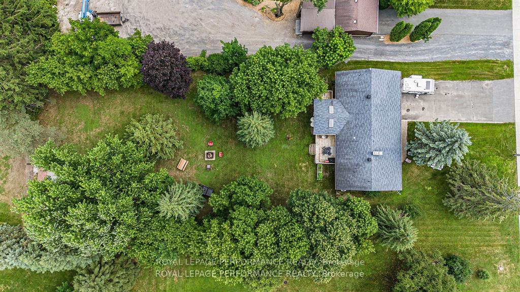 Photo 34 of 15 Fair Street, North Glengarry, Maxville — HOMEH