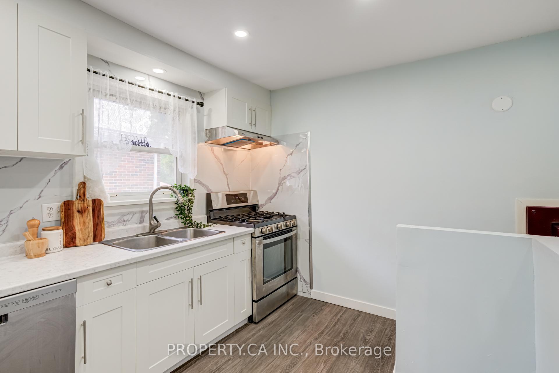 Photo 11 of 4722 Homewood Avenue, Niagara Falls, Cherrywood — HOMEH