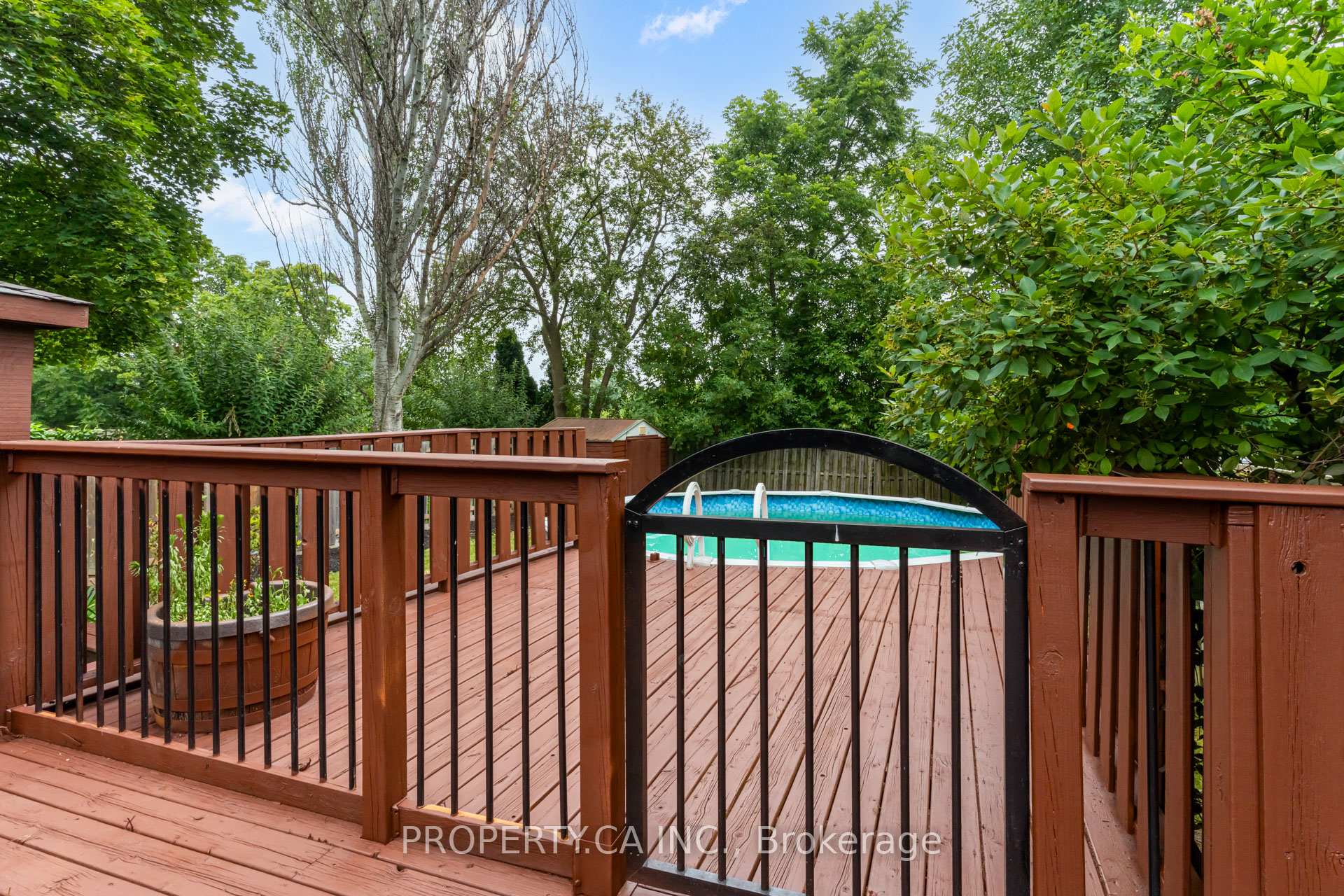 Photo 8 of 4722 Homewood Avenue, Niagara Falls, Cherrywood — HOMEH