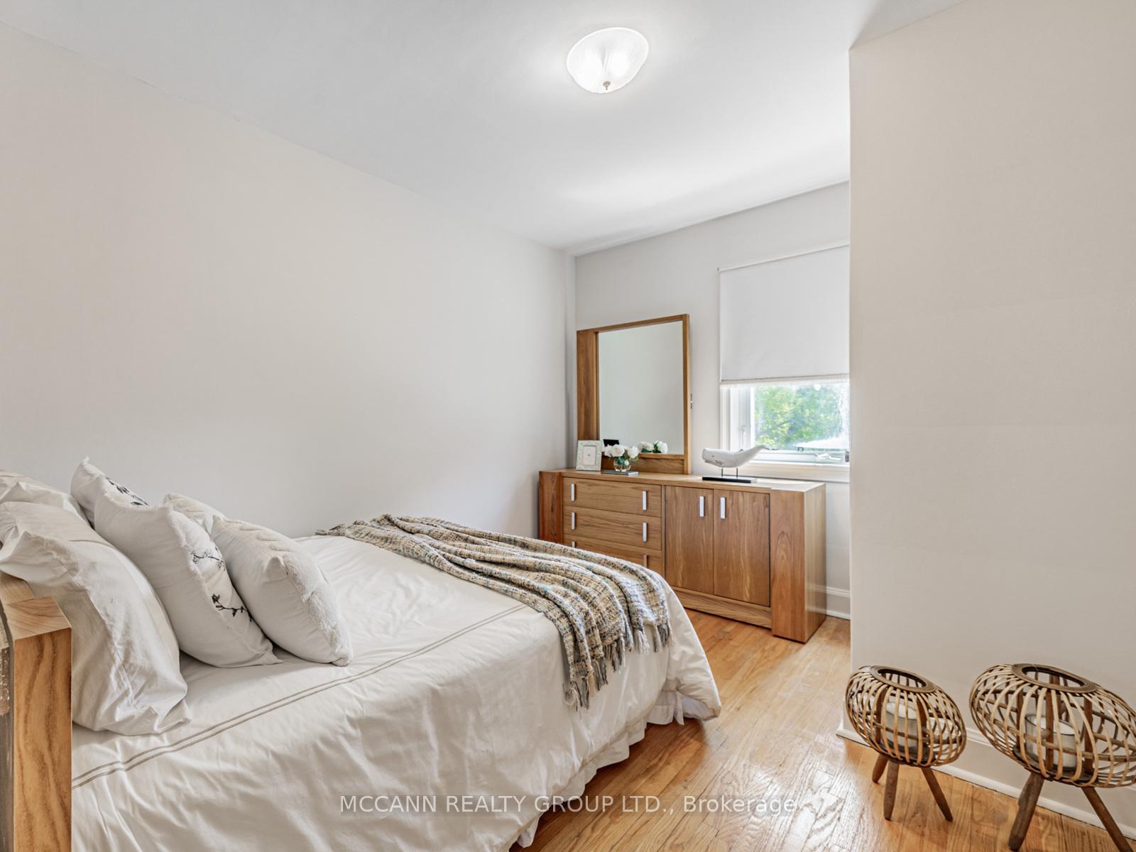 Photo 32 of 407 Roselawn Avenue, Toronto, Lawrence Park South — HOMEH