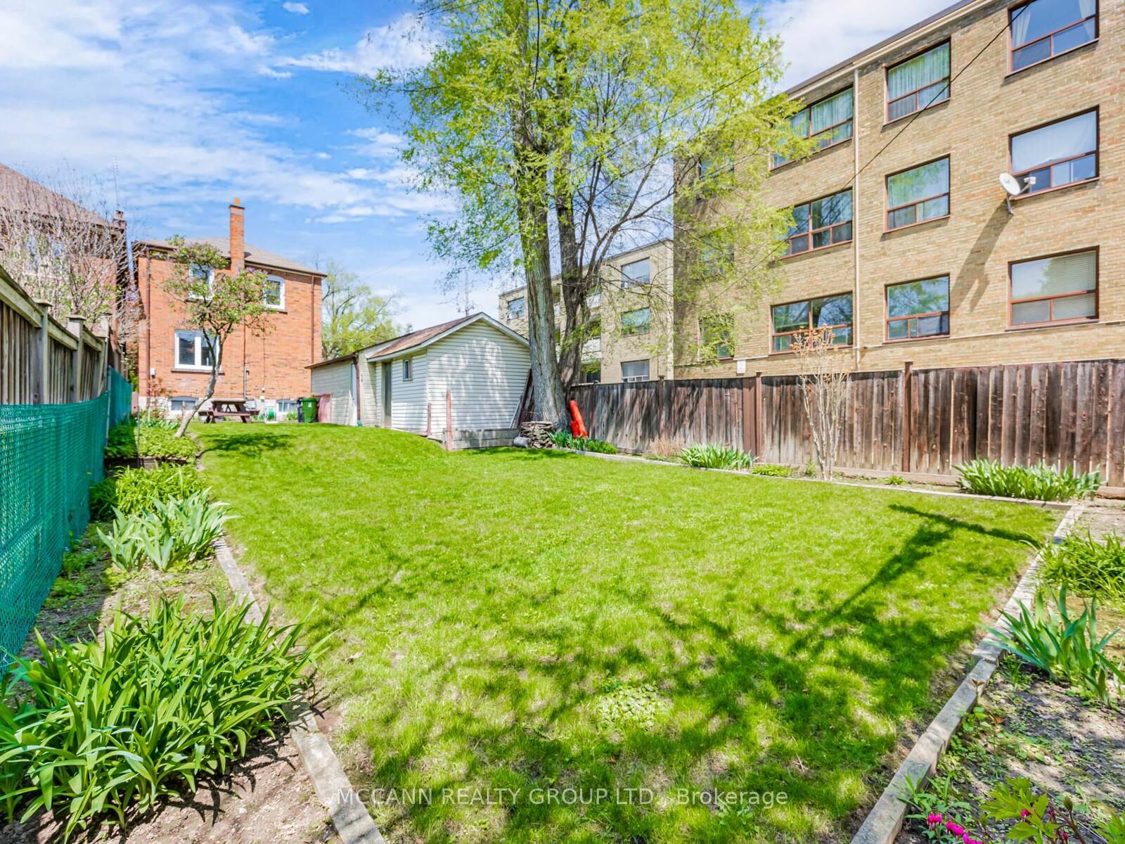 Photo 36 of 407 Roselawn Avenue, Toronto, Lawrence Park South — HOMEH
