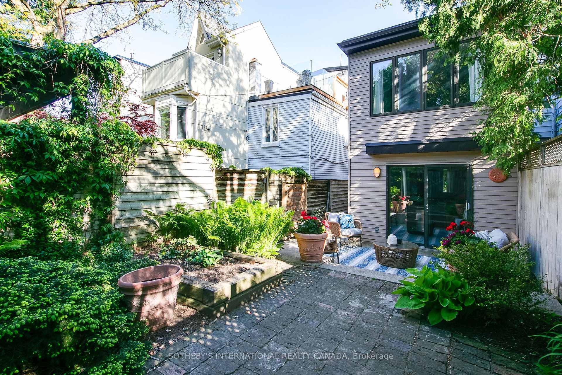 Photo 16 of 48 Salisbury Avenue, Toronto, Cabbagetown-South St. James Town — HOMEH