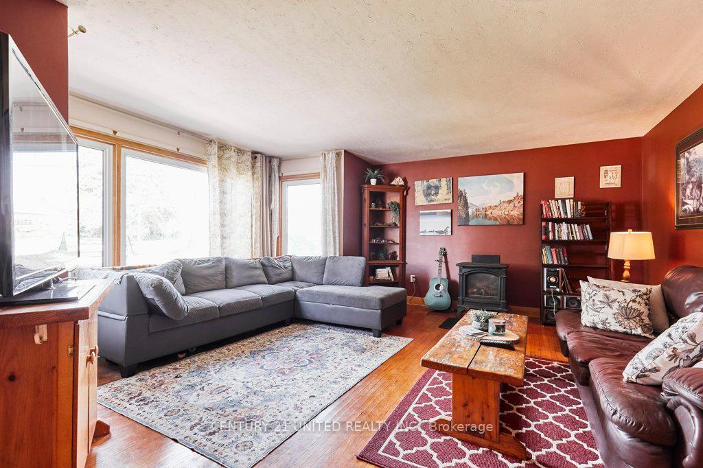 Photo 19 of 27 Centre Street, Brock, Sunderland — HOMEH