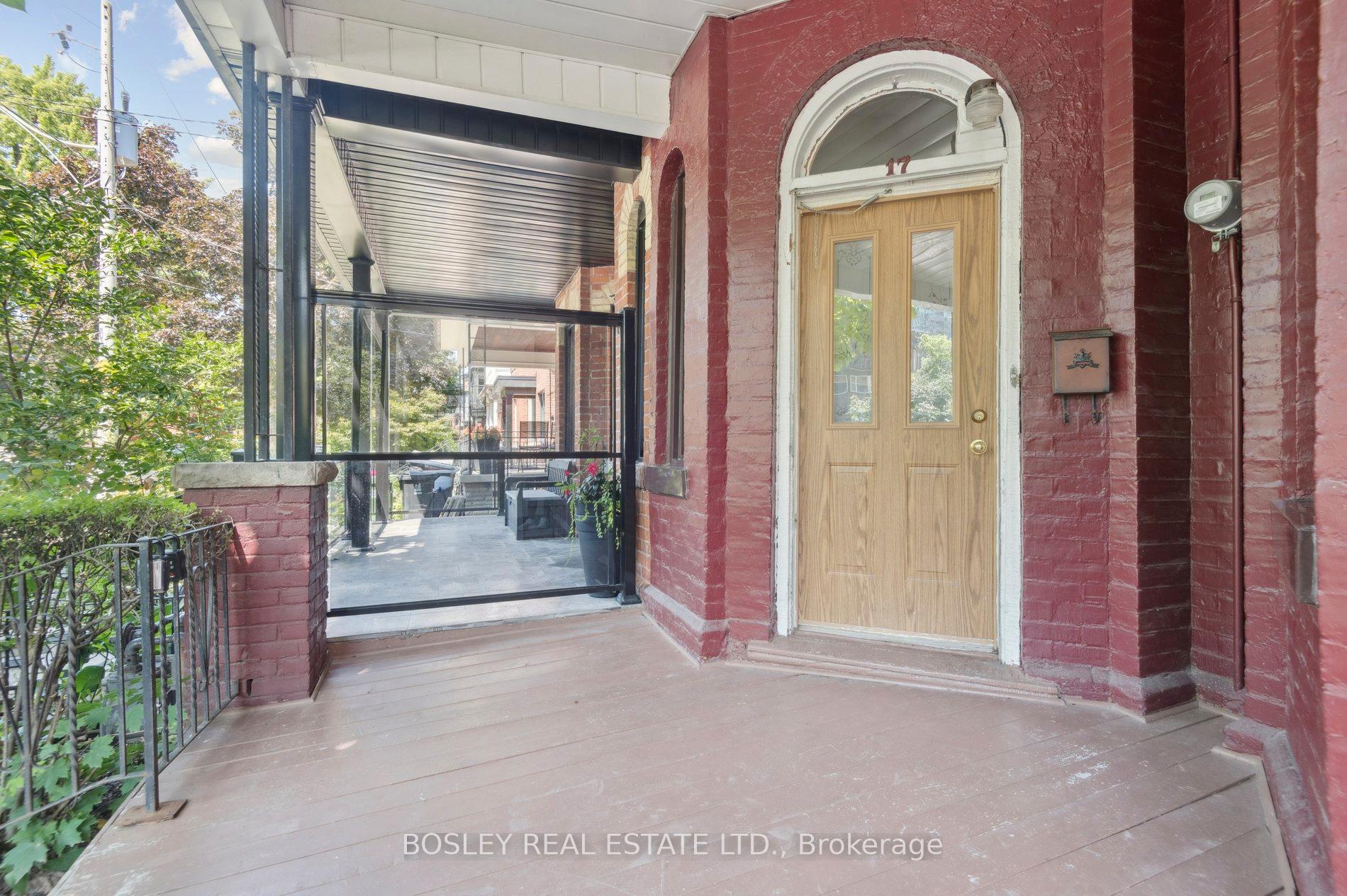 Photo 7 of 17 Beaconsfield Avenue, Toronto, Little Portugal — HOMEH