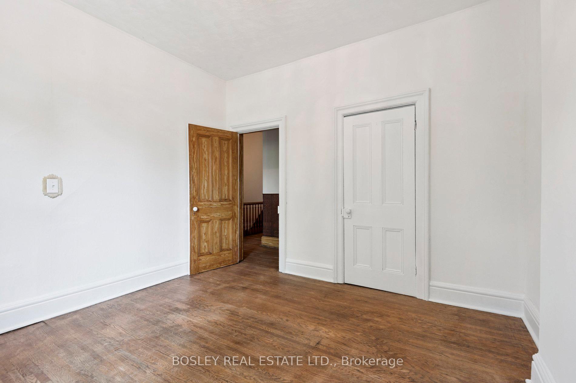 Photo 29 of 17 Beaconsfield Avenue, Toronto, Little Portugal — HOMEH
