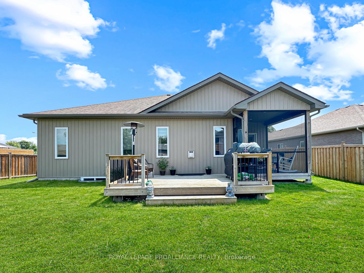Photo 37 of 24 Birchmount Street, Quinte West, Murray Ward — HOMEH