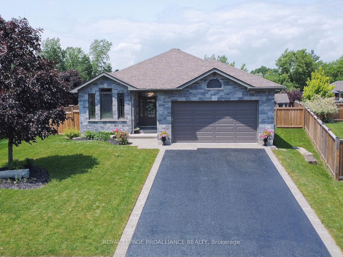 Photo 44 of 24 Birchmount Street, Quinte West, Murray Ward — HOMEH