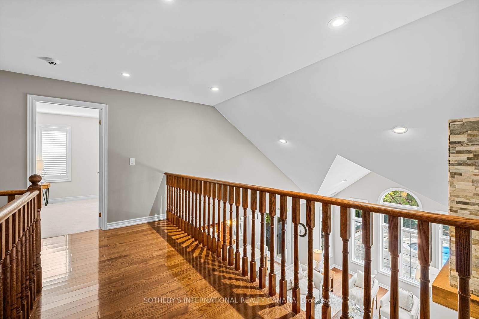 Photo 13 of 8 Harper Hill Road, Markham, Angus Glen — HOMEH