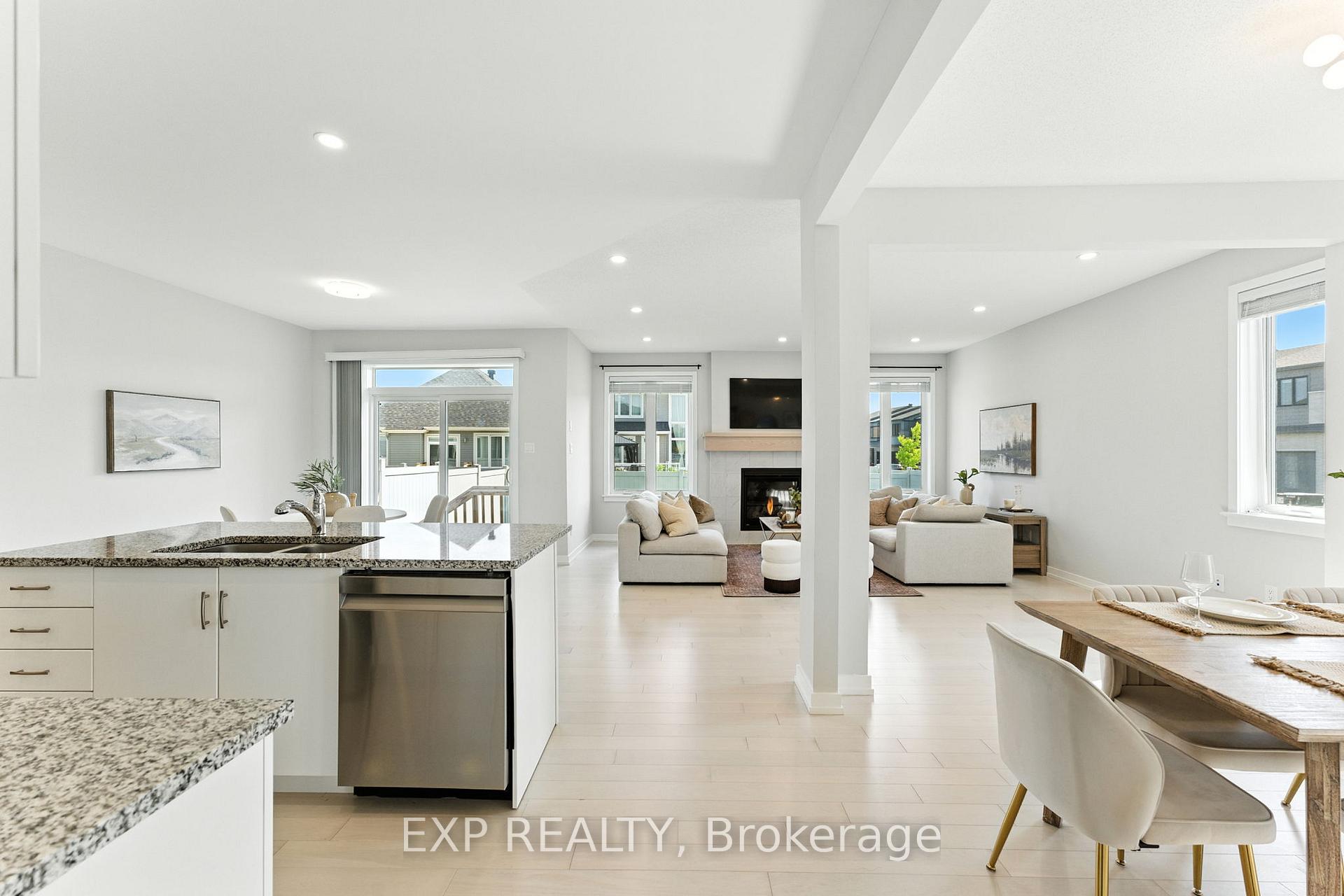 Photo 10 of 641 Rouncey Road, Ottawa, Kanata - Emerald Meadows/Trailwest — HOMEH