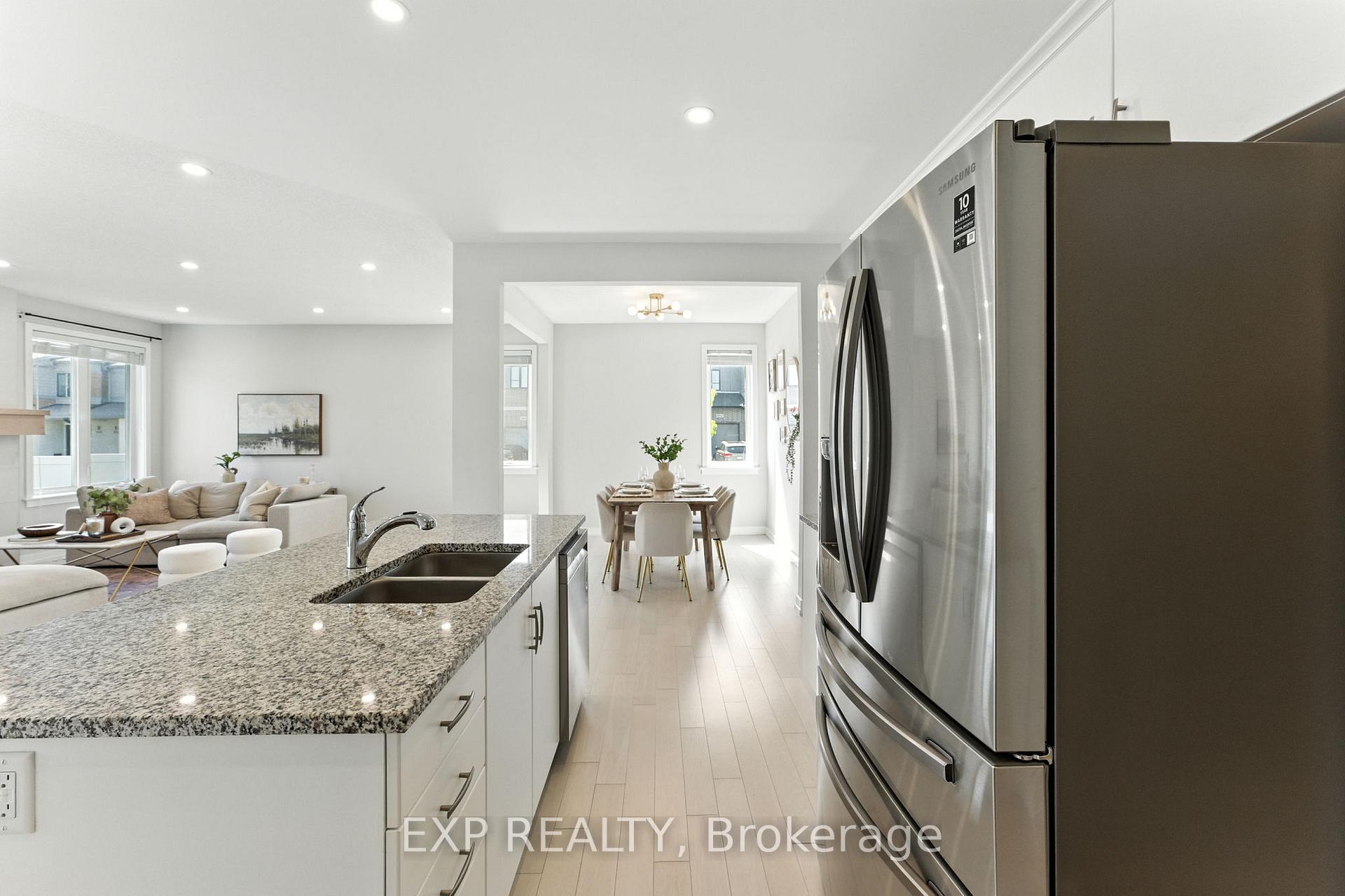 Photo 8 of 641 Rouncey Road, Ottawa, Kanata - Emerald Meadows/Trailwest — HOMEH