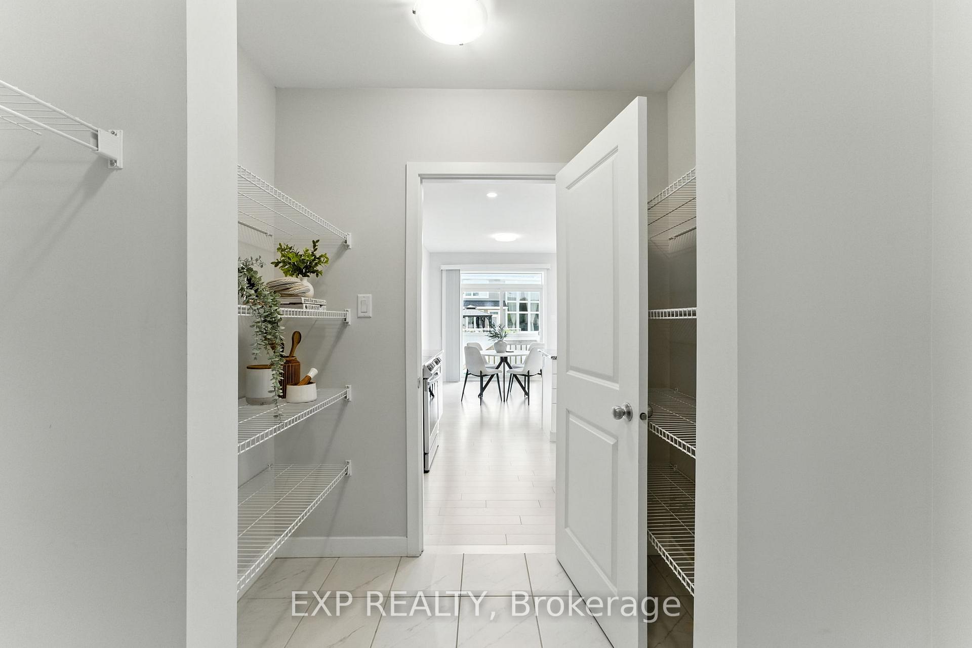 Photo 9 of 641 Rouncey Road, Ottawa, Kanata - Emerald Meadows/Trailwest — HOMEH