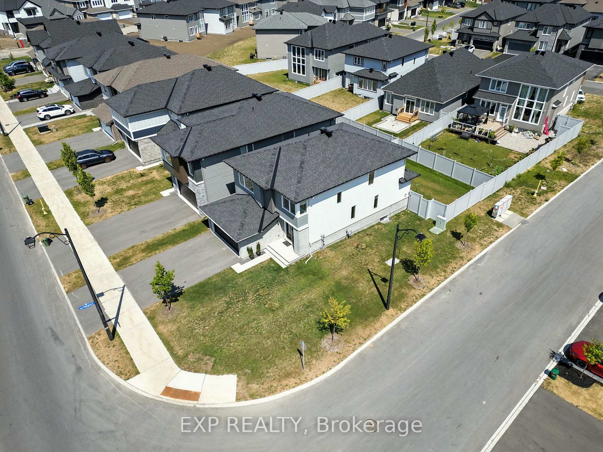 Photo 47 of 641 Rouncey Road, Ottawa, Kanata - Emerald Meadows/Trailwest — HOMEH