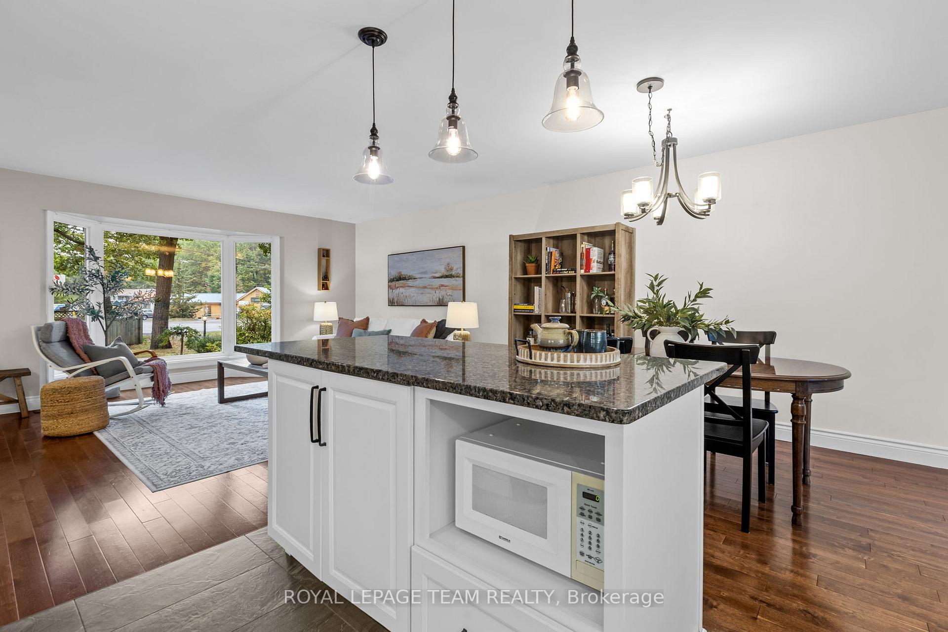 Photo 18 of 126 Constance Bay Road, Ottawa, Constance Bay — HOMEH