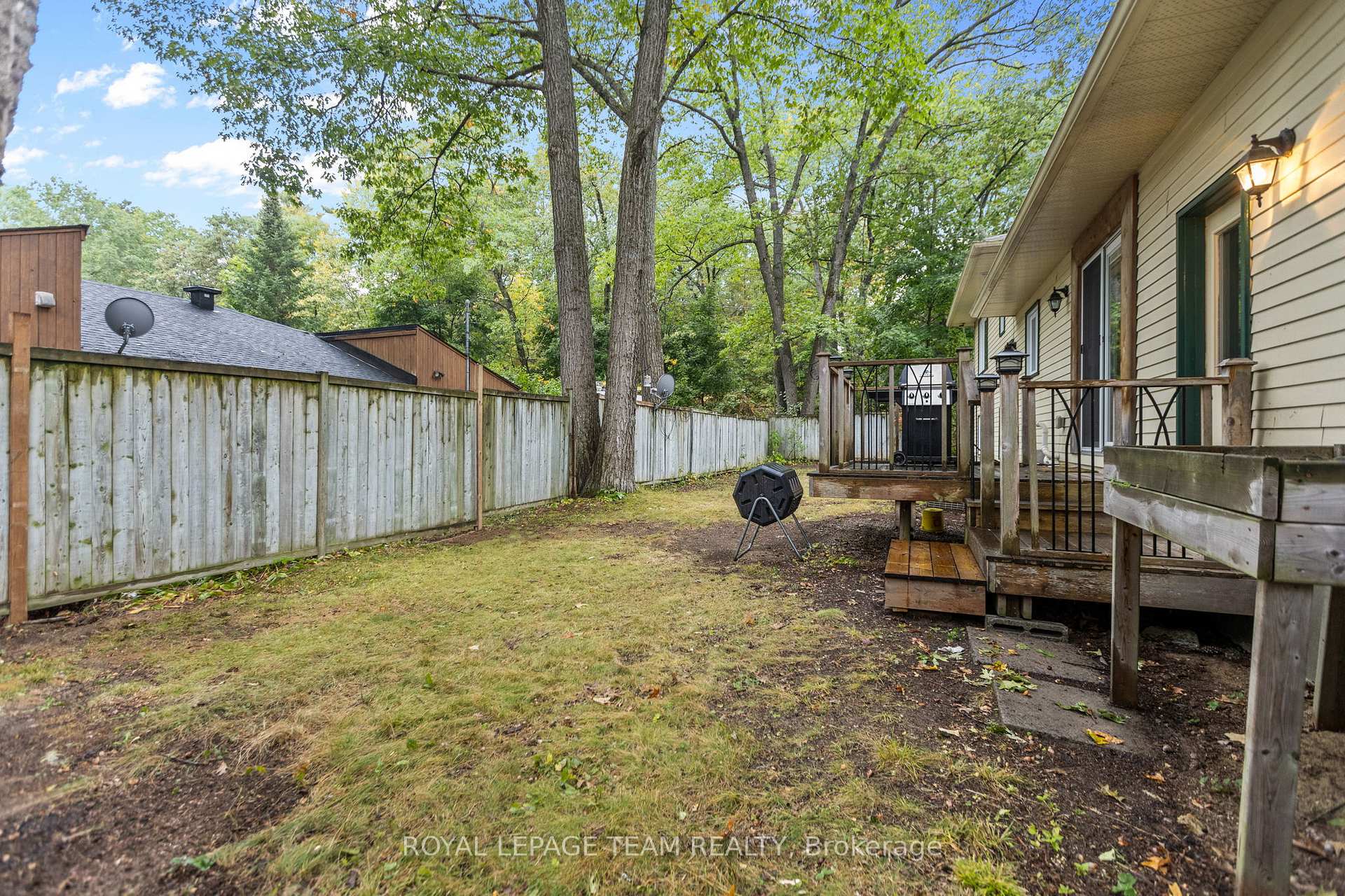 Photo 37 of 126 Constance Bay Road, Ottawa, Constance Bay — HOMEH