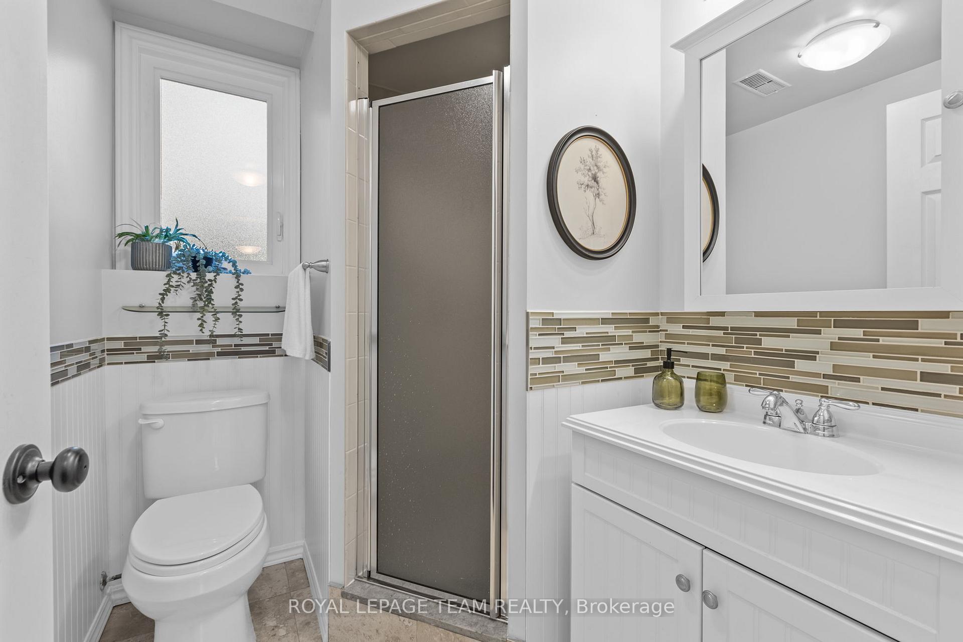 Photo 26 of 126 Constance Bay Road, Ottawa, Constance Bay — HOMEH