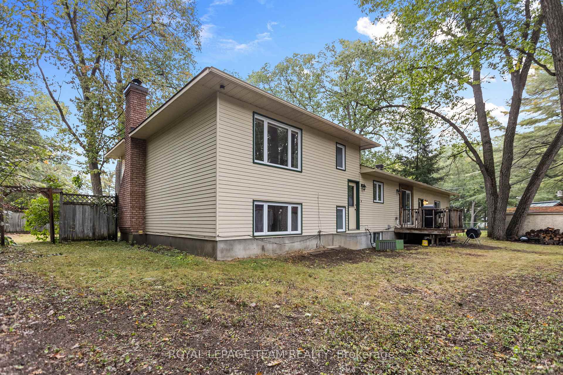 Photo 30 of 126 Constance Bay Road, Ottawa, Constance Bay — HOMEH