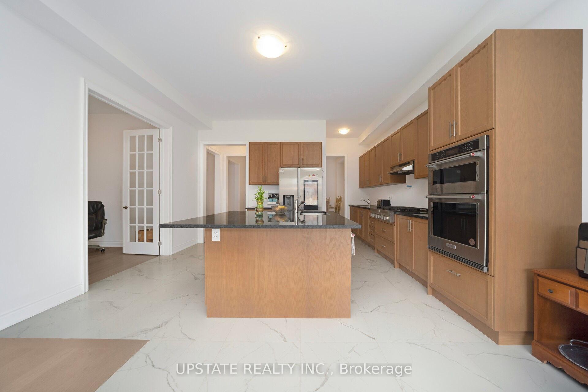 Photo 6 of 7 James Walker Avenue, Caledon, Caledon East — HOMEH