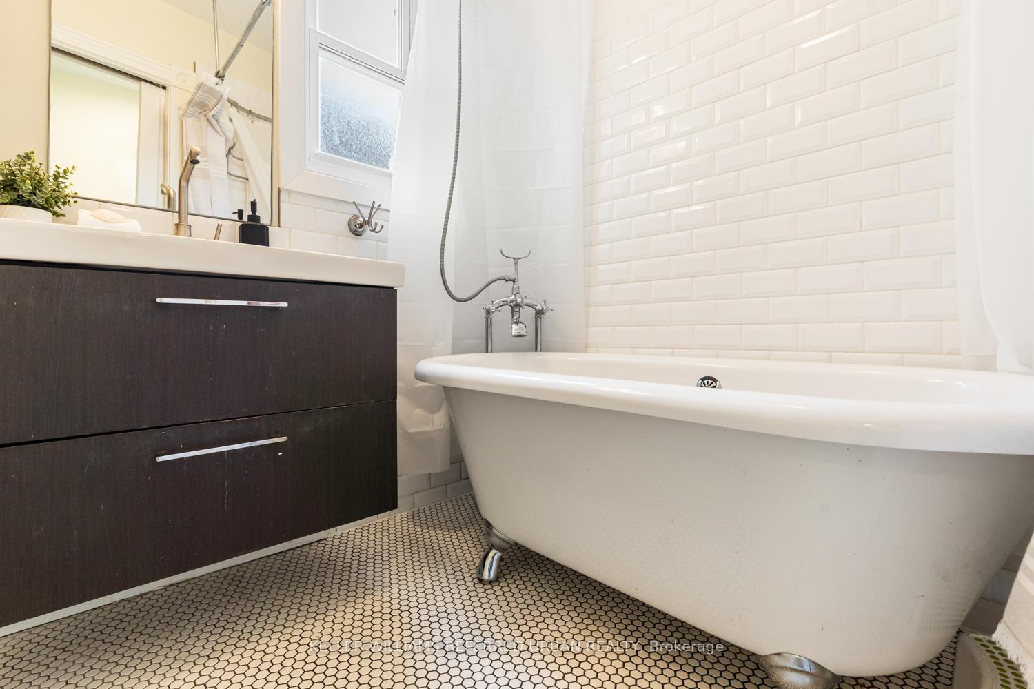Photo 32 of 174 Margueretta Street, Toronto, Dufferin Grove — HOMEH