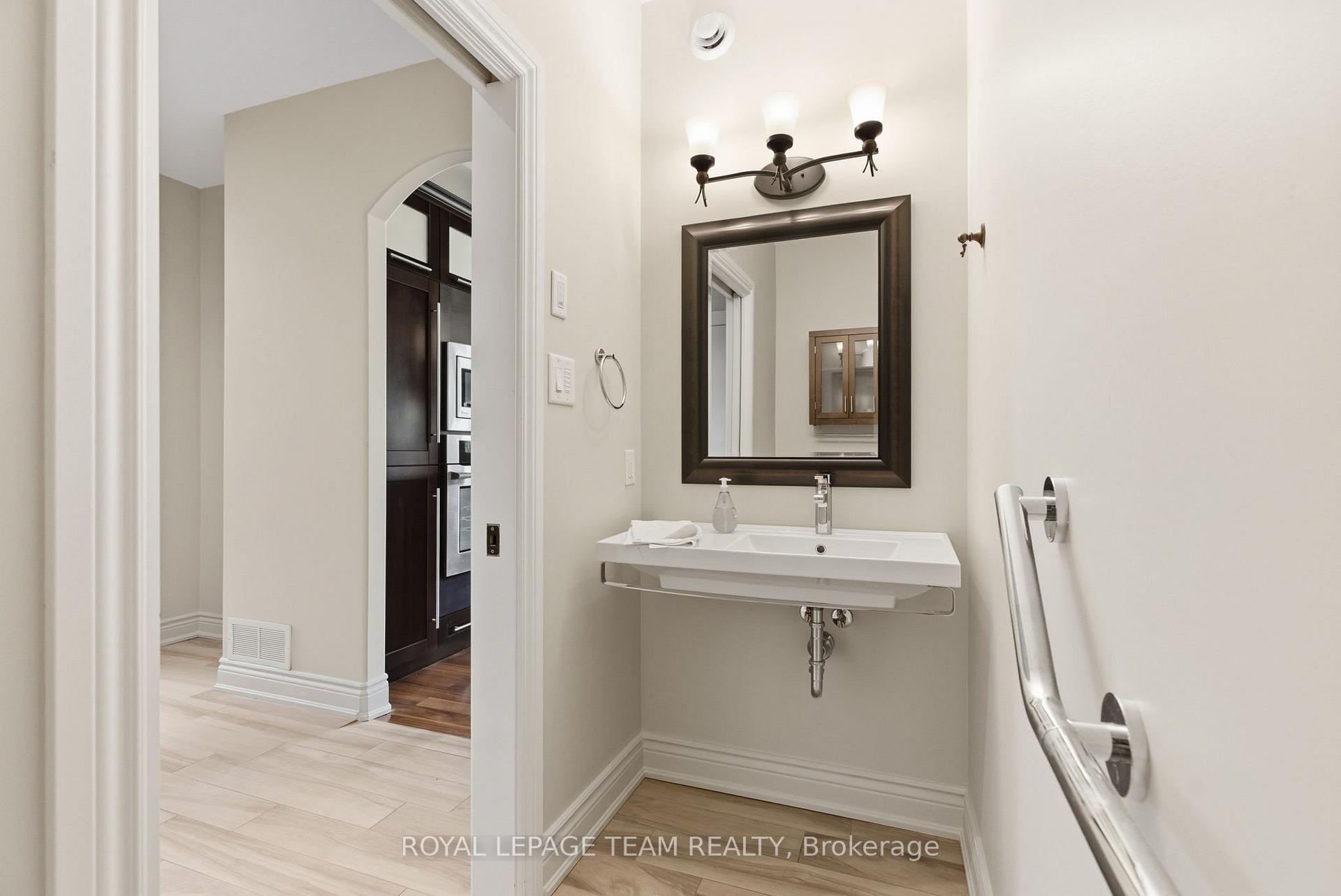 Photo 11 of 6903 Lake Forest Walk, Ottawa, Greely — HOMEH