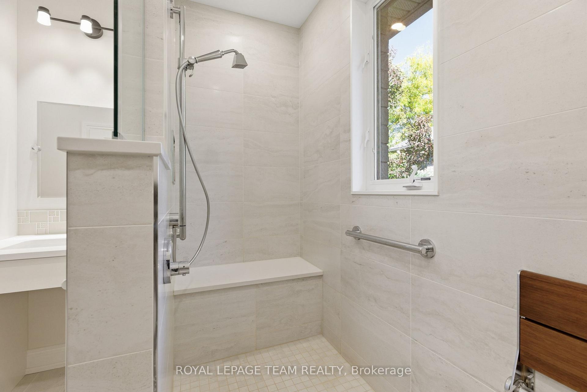 Photo 35 of 6903 Lake Forest Walk, Ottawa, Greely — HOMEH