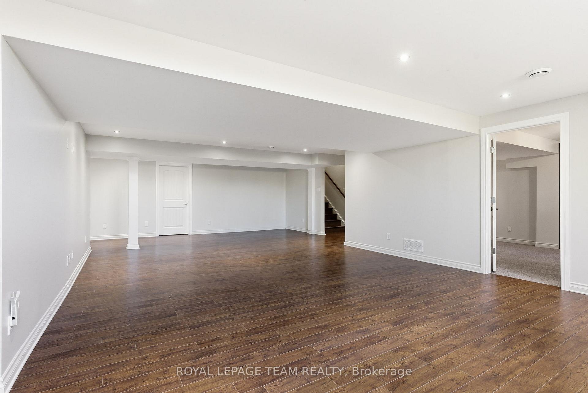 Photo 33 of 6903 Lake Forest Walk, Ottawa, Greely — HOMEH